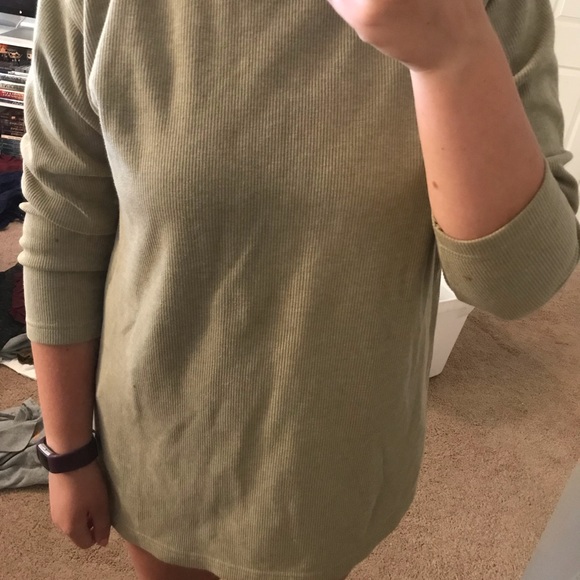 Sweater - Picture 1 of 1